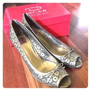 Oscar de la Renta Floral Cutout Peep Toe Heels